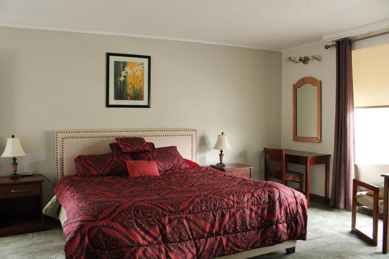 American Travel Inn Pullman Dış mekan fotoğraf
